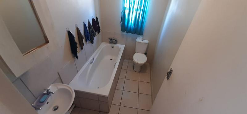 3 Bedroom Property for Sale in Pacaltsdorp Western Cape